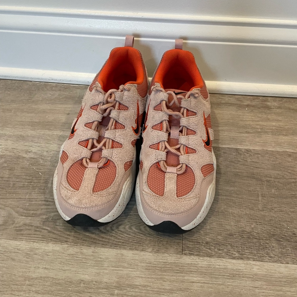 Nike Womens Tech Hera Trainers Terra Blush Black Pink Oxford